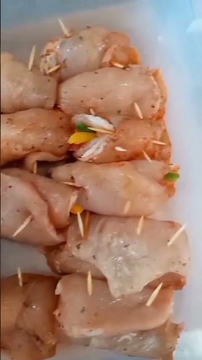 Como fazer bife a rolê de frango, receita prática simples e fácil. serve para marmitas fit.