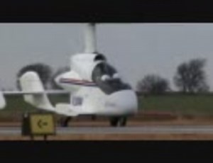 空飛ぶ車はオートジャイロが実現する? 『カーター PAV』テスト飛行