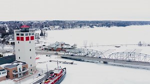 9.5K views · 203 reactions | Such a sight to see! Winter fleet in Destination Sturgeon Bay ⚓ (Share your photos in the comments if you have caught any of these magnificent lake freighters arriving or departing from years past.) | Destination Door County | Facebook