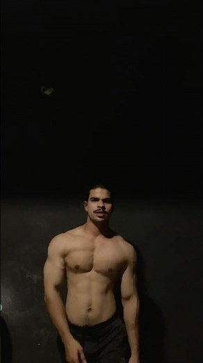 Bodybuilding Posing Practice | Aesthetic Flex