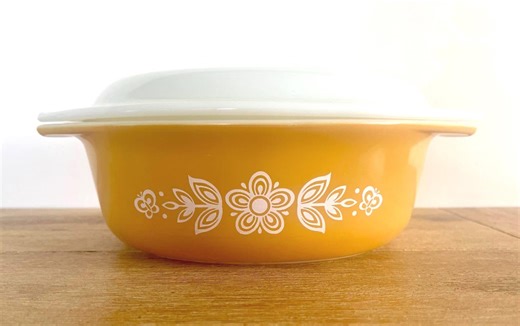 Vintage Pyrex Casserole Dish With Lid | Butterfly Gold Pattern | 1.5 Litre | 1970s - Etsy