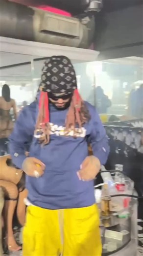 Starlets of NY on Instagram: "Last night @lilpump popped out winter-ready in that exclusive Starlets drip ❄️🔥 Pull up to Starlets and grab yours today — new colors and styles dropping for the holiday season. Stay tuned…⭐️ Dope Video caught by @emeraldscity"