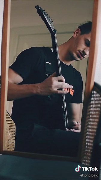 Killswitch Engage - In due Time (solo)🔥🔥#heavymetal #metal #deathmetal #solo #guitarsolo #guitar #music #musician #tiktok #fyp #fire