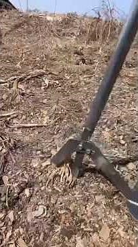 Mind Blowing Garden Tool Makes Weeding EFFORTLESS!