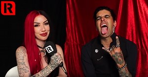 NEW YEARS DAY Vocalist Talks Mixing Pop And Metal On New Album 'Unbreakable': 'I Wanted To Experiment'