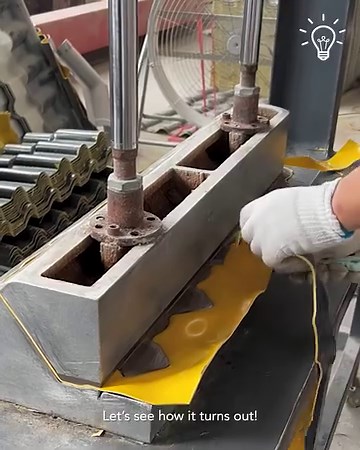 Resin tile pressing process! | Handy Dandy