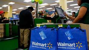 Walmart shoppers adjusting to major change as surcharge hits customers' wallets