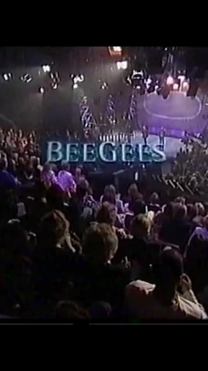 Island in the Stream - Bee Gees #fbmusicreels #fbreelsmusic #fbreels #fbreelsvideo #fbreelsviral #oldsongsreels #fypシ゚viral #fbreel #fbviral #nostalgicmusic | Ed Junio