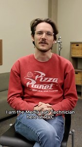 Today’s #VirtualTour explores RVC’s Media Lab with technician Nathan Talan! RVC students, staff, and faculty can get help with creating videos, audio projects, podcasts, captioning, and other forms of media for their courses. #RockValleyCollege #RVC #MediaLab #Audio #Video #CampusTours | Rock Valley College