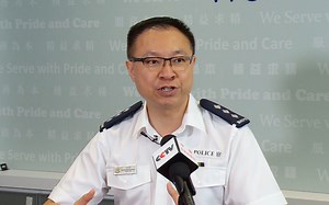 因“唐僧式”劝诫走红的阿sir现身，再次苦口婆心喊话示威者