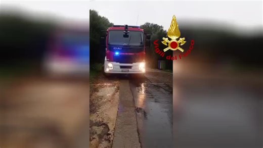 Pioggia forte, nel video interventi a Cugnana (Olbia) Vigili del fuoco al lavoro