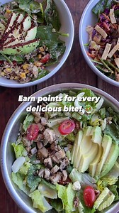Are you a Snappy Rewards member? 🤳 It’s the most convenient way to track orders and earn points for every bite! Save your favorite orders, refer friends and receive $5 bonus, plus we send you surprises on your half birthday and more! Eating greens has never been so rewarding. Download today and get $5 off your first order! #snappysalads #snappyrewards #rewardsapp #earnpoints #healthylifestyle #eathealthy #onlineorderapp #rewards #healthylunch #healthydinner #healthyfastfood #dallas #dallsfoodsc