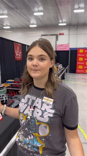 minifigmadison on Instagram: "Check out this awesome LEGO Padme Amidala House if Frank Lloyd Wright was in Star Wars! Build by @arc_brick_studio Displayed at @brickconvention #minifigmadison #brickconvention #lego #legostarwars #moc #builds #legomoc #starwars #brickconvention"