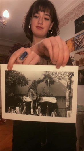 And it’s a photo 📸📸 hope it reaches the right audience 🫶. . . . #childrenphoto#filmphoto #smallartist#artreveal #blackandwhitephoto