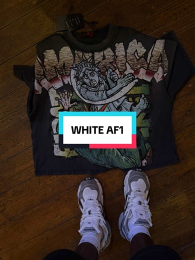 Videos de ONLINE SHOPPING (@xostyle.open) con “original sound - ONLINE SHOPPING”