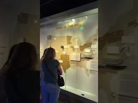 Is this what NASA looks like?! 😱 At the Air & Space Museum in #DC