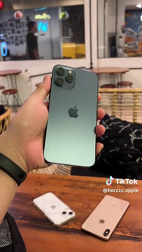 iPhone 12 Pro Max Pacific Blue Review and Insights