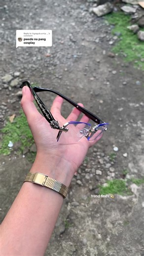 Photochromic Eyeglasses: Trend Finds