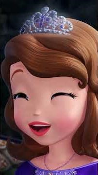 Sofia Frees Elena from her Amulet | Sofia the First | Disney Jr.