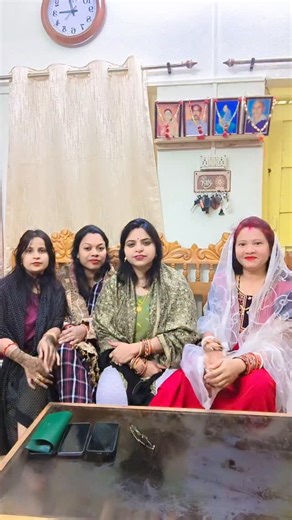 Trupti Rani Patro | Bade long#friendsmasti#enjoying#late night | Instagram