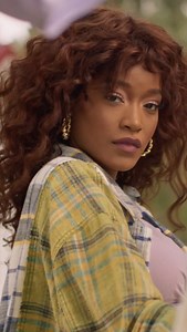 BIG BOSS 🔑🔑 on Instagram: "A word from some dope millennials and the millennial diva herself 🥳💪🏾😅‼️ directed by @jakewil written by @finneas @benjpasek @justinpaulmusic @kaleenazanders produced by @finneas featuring @ilana @officialjld @juliannemoore @bellathorne video produced by @ohheykarl @ilana @kelsiekiley @glennismeagher @elenarids cinematography by @matthewtompkins.dp edited by @callaird color by @edwardsdan visual effects by TDH MEDIA assistant camera @colin_schostak opening titles