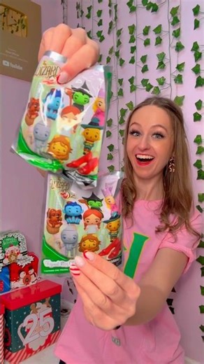 [ASMR] ULTIMATE Mystery Xmas Advent Calendar - DAY 14!!🫢🌪️💚🩷 #Shorts