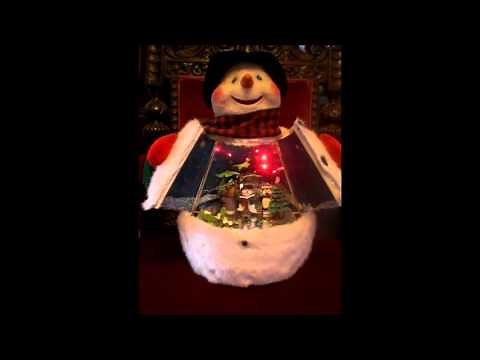 Animated, Singing Frosty the Snowman