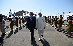 Historic welcome for a historic visit