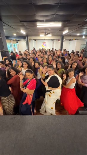 Team Naach | Party Mood At Our Kochi Workshop 💃🏻 @bhaiyajiismile @yoshetaa @bibinashok @officialfejo @ramzan______mhmd @himnahilari07 @hinitha_hilari... | Instagram