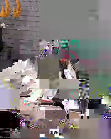 3.4M views · 37K reactions | This metal sculptor creates some incredible polygon pieces!礪 | UNILAD Tech | Facebook