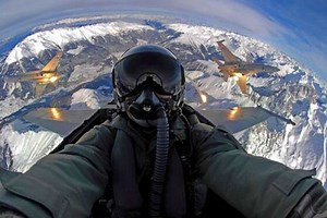 Top 5 Coolest Fighter Jet Videos from Inside the Cockpit