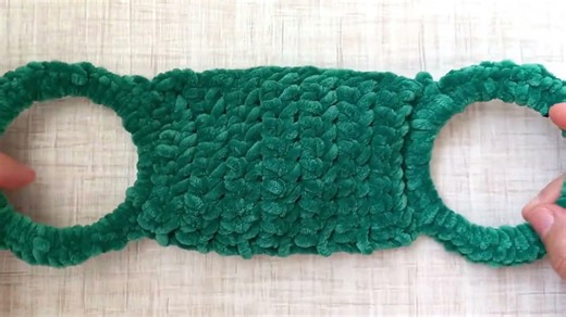 How to crochet a hanging towel holder
