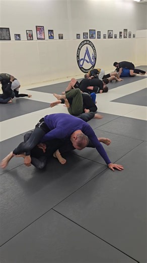 Great bridging & framing by Mathias leads to a quick escape all the way to the feet. #bjj #jiujitsu #bjj #jiujitsu #nogi #mount #escape | St. Paul Brazilian Jiu Jitsu Academy