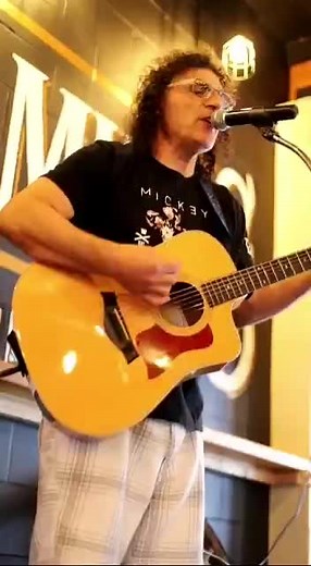 episode 11 classic rock #guitartok #cover #guitar #acoustic by#acousticguitar #acousticcovers #singing #vocals #singer #acousticguitarcover #song #acousticversion #fyp #classicrockmusic #givemethebeat