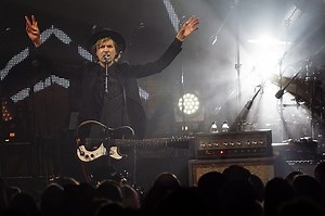 Beck Returns With New Single "Thinking About You" -