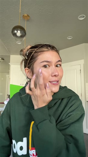 Rooftop Hotel Encounter: A Cautionary Tale for Solo Travelers