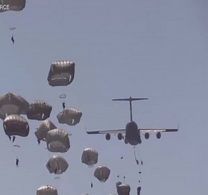 92K views · 4.4K reactions | US Air Force Training | Airplane Hub | Facebook