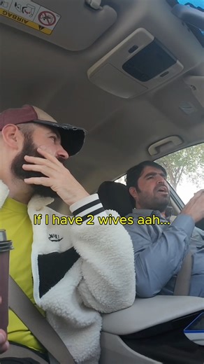 Can I Have 4 Wives in Saudi Arabia? 🇸🇦 | Wild Carlos appeared