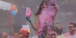 Baton Rouge residents celebrate Holi Festival