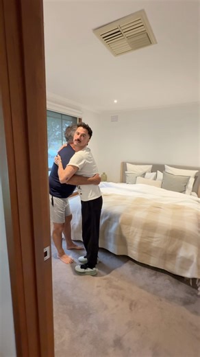 729K views · 23K reactions | If chaos had a bed sponsor... it would be Ecosa Sleep #ecosa #ecosasleep #sassy #ad | Luke and Sassy Scott | Facebook