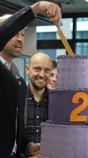 432K views · 16K reactions | Prince William was left amazed by a massive cake Centrepoint presented him with to mark 20 years since he was appointed as the charity's Patron. . . . #princewilliam #royalfamily #cake #centrepoint | The Royal Family Channel | Facebook