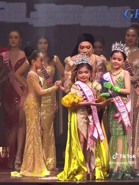 Em bé Lan Phương tỏa sáng tại Mini Miss Global 2025