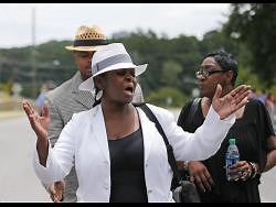 Family feud at Bobbi Kristina funeral