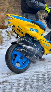 516K views · 6.6K reactions | Arerox 140cc on Snow #scooter #twincylinder #twostroke | Siw993 | Facebook