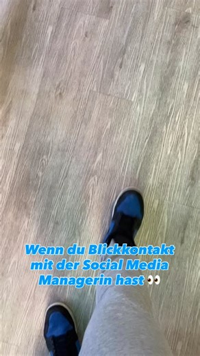 Sie: 👀 Ich: ❌ Sie: 🎥 Warnung: Blickkontakt kann zu Reels führen. #logofit #logofitoldenburg #lustigereels #gymcontent #teamwork | Logo-Fit Fachinstitut für Gesundheit und Bewegung