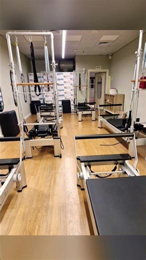 Друзья, записывайтесь на мои занятия по Восточным танцам, Йоге и по Пилатесу на Реформере! 💃🙏😀