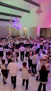Balul gospodarilor 💃🏻 #traditii #romania #bucovina #dincolodefrumos #discover #travel #enjoy #dancechallenge | Casa Baciu Bucovina
