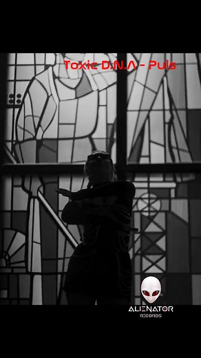 Back on Alienator Records with my new Single "Puls"! Link in comments! Happy weekend! | Toxic D.N.A