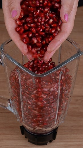 539K views · 3.2K reactions | This Christmas recipe is almost 50 years old, it was a hit in the 70s and 80s | That Recipe | Facebook