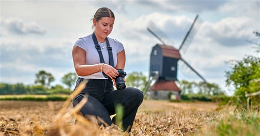 3 Legged Thing's New Quick Release Camera Straps Target Peak Design